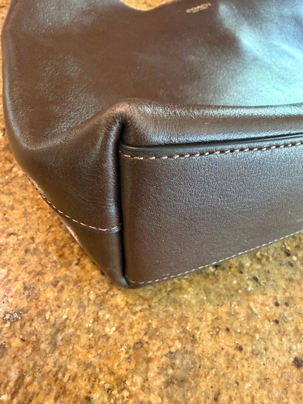 Coach Brooklyn 28 Maple Leather Hobo Shoulder Bag in excellent condition. - Picture 2 of 4